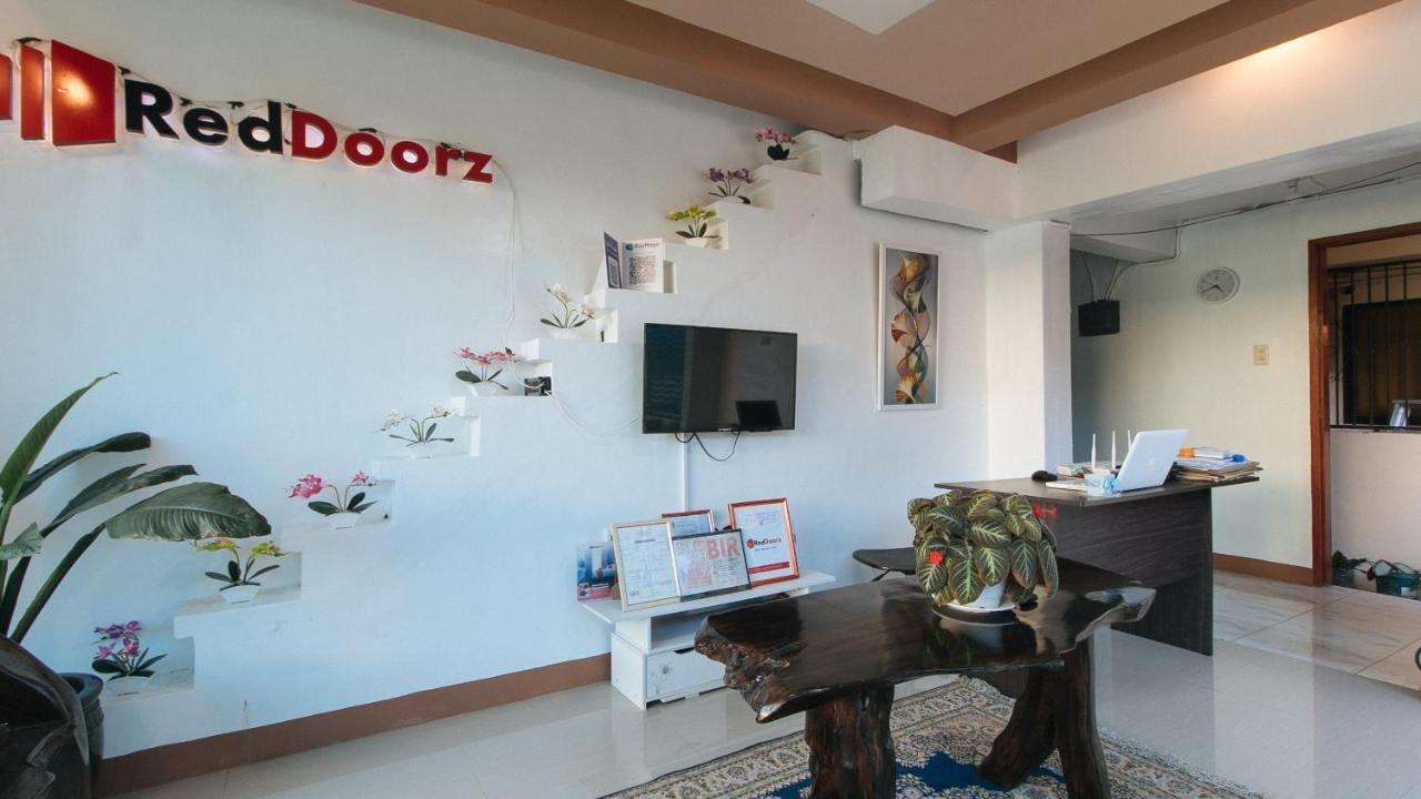 RedDoorz Plus near Municipality of Luisiana Laguna Exterior foto